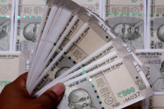 RBI recycled currency notes furniture