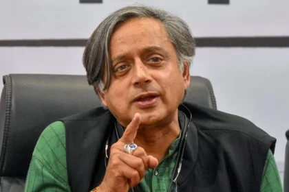 Shashi Tharoor responds to Rahul Gandhi surrender statement