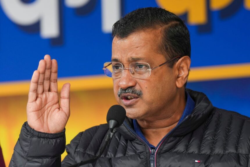 Kejriwal attacks BJP in Gujarat