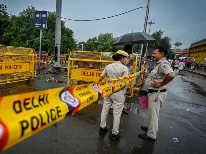 Delhi Shahdara siblings suicide case